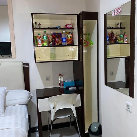 Dekost Madiun Hotel Luaran gambar